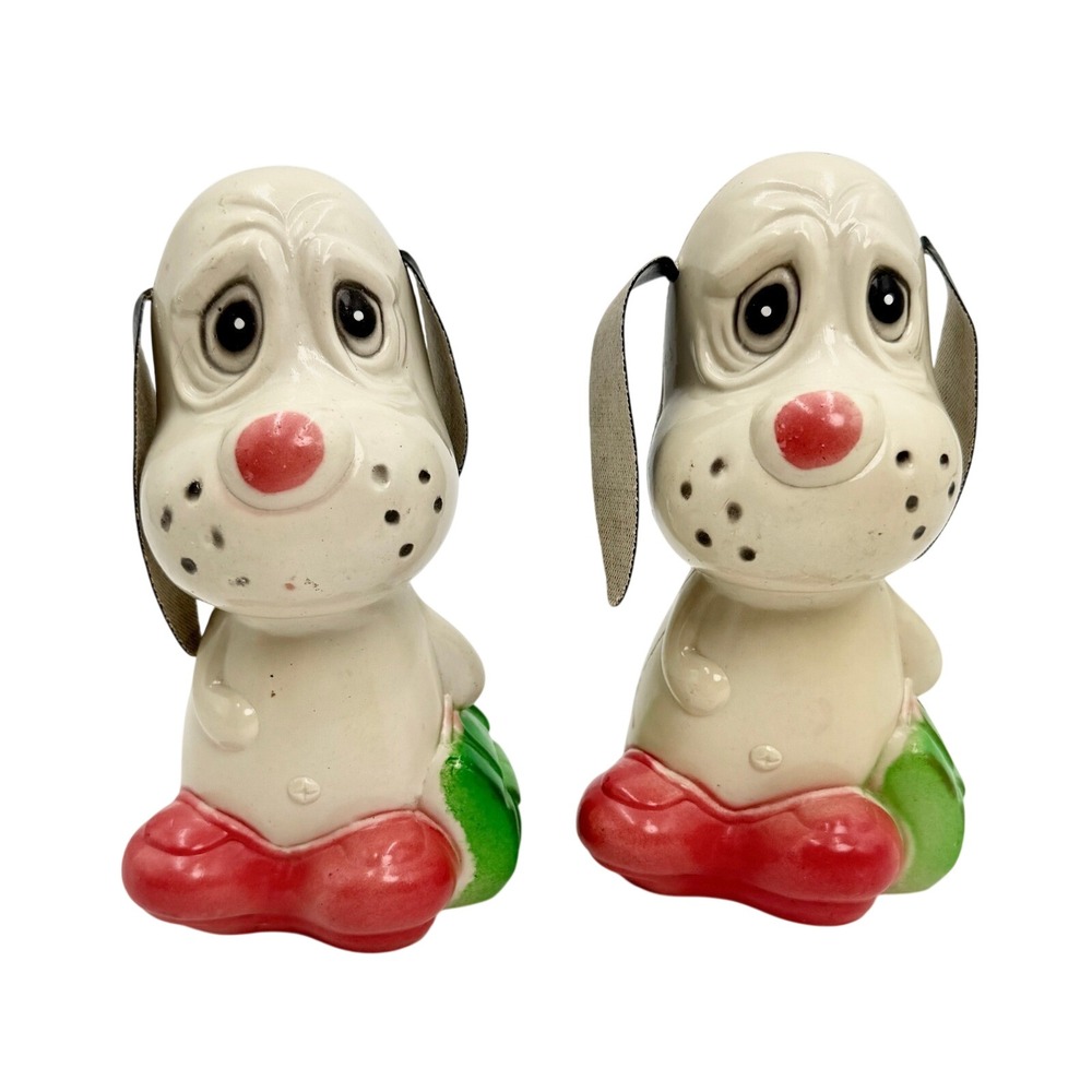 Vintage Sad Dog Plastic Coin Banks‎ Set of 2 Traveling Puppy Hong Kong Kitsch